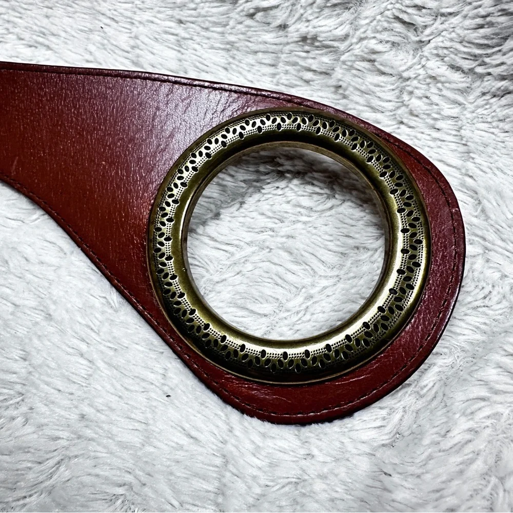 Coldwater Creek Funky BOHO Leather Brown Brass Circle Hook Belt, Adjustable  S/M